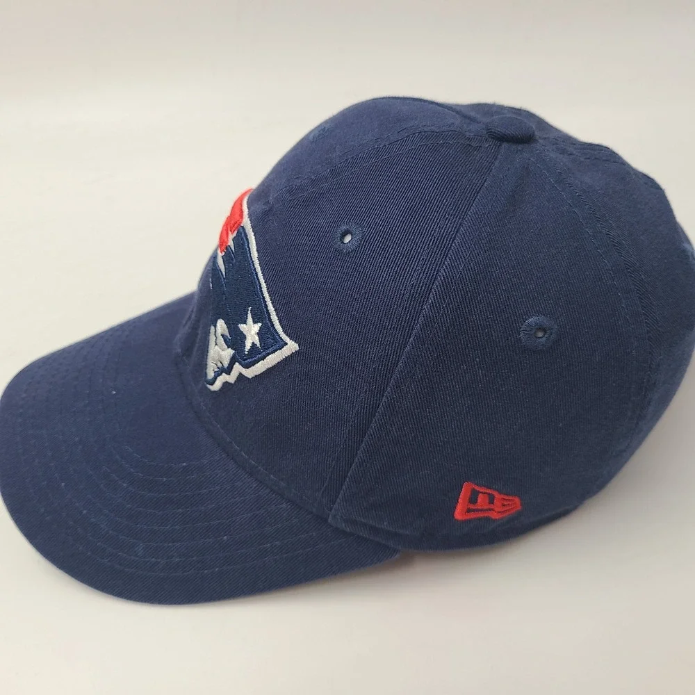 Youth New England Patriots Hat Strapback New Era 9Twenty Blue Red NFL Football